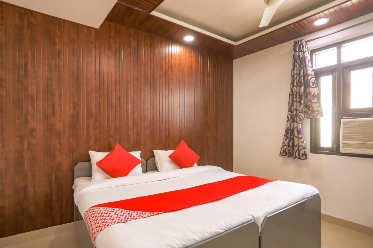 Oyo Jai Palace New Delhi Extérieur photo