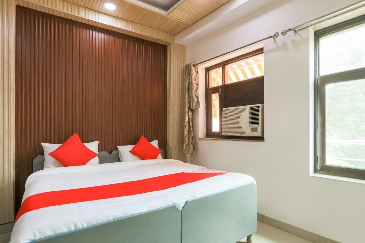 Oyo Jai Palace New Delhi Extérieur photo